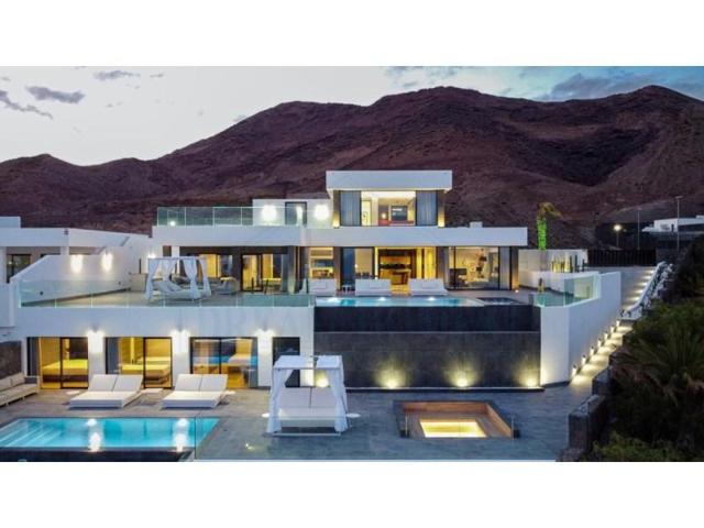 Chalet en venta en Yaiza photo 0