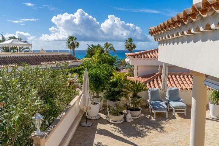 Chalet en venta en Adeje, Costa Adeje photo 0