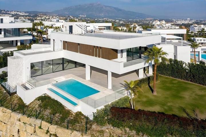 Chalet en venta en Benahavís, La alqueria photo 0