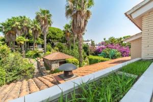 Casa en venta en Alella photo 0