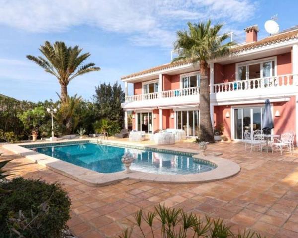 Casa en venta en Moraira photo 0