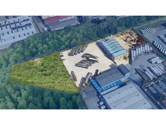 Nave industrial en venta en Vigo photo 0