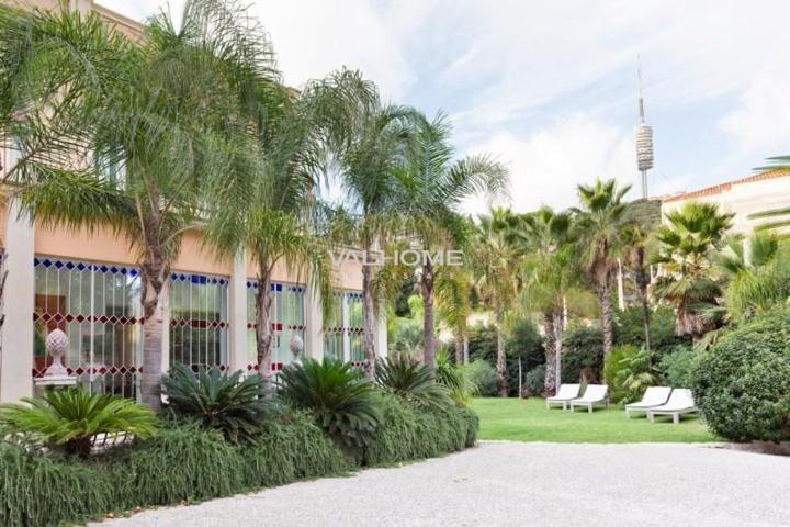 Casa en venta en Barcelona, Sarrià photo 0