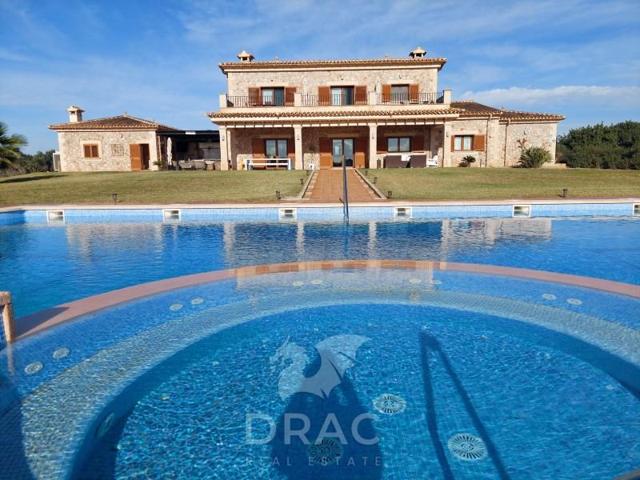 Casa con terreno en venta en Llucmajor photo 0