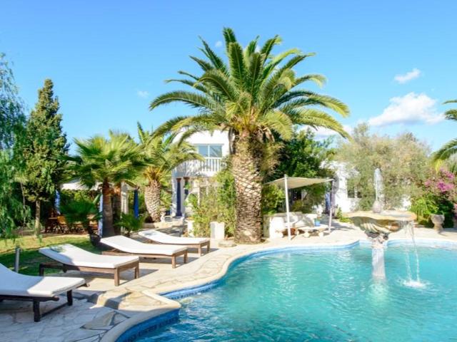 Casa en venta en Sant Josep de sa Talaia photo 0