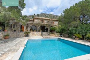 Casa con terreno en venta en Pollença, POLLENÇA photo 0