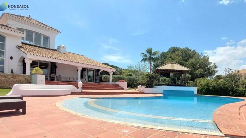 Chalet en venta en Cartagena, La Manga Club-Atamaría photo 0