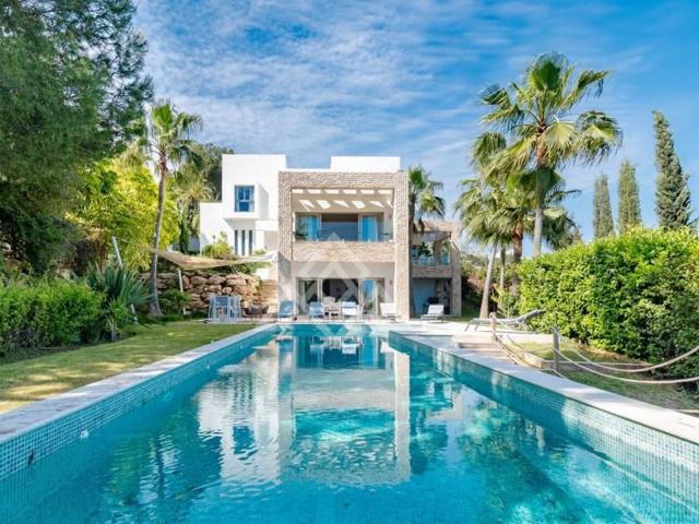 Chalet en venta en Benahavís photo 0