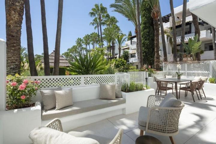 Apartamento en venta en Marbella, Milla de oro photo 0
