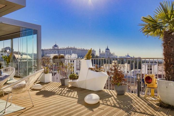 Aticos en venta en Madrid, Calle de Irún, 28008 photo 0