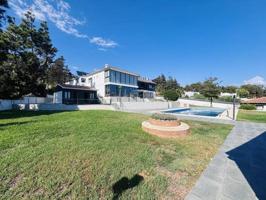 Chalet en venta en Mijas photo 0