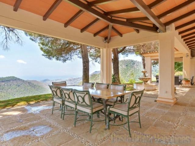 Chalet en venta en Ojén photo 0