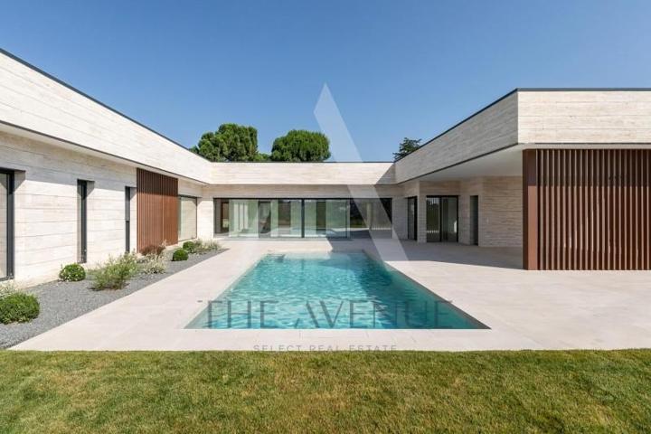 Chalet en venta en Boadilla del Monte, Las Lomas photo 0