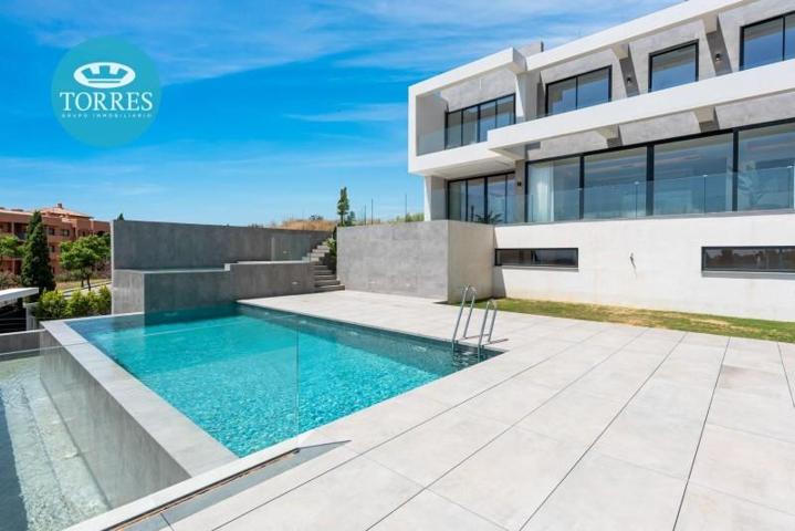 Chalet en venta en Benahavís, Benahavís - Los Flamingos photo 0