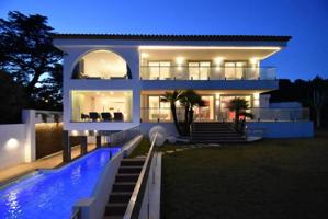 Chalet en venta en Vilanova i la Geltrú, St. Cristofol photo 0