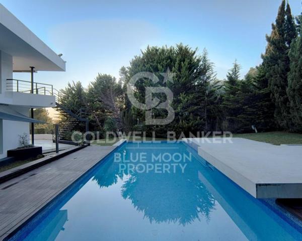 Chalet en venta en Santa Eulària des Riu, Can Furnet photo 0