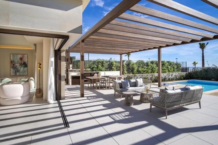 Chalet en venta en Estepona, Estepona Este photo 0