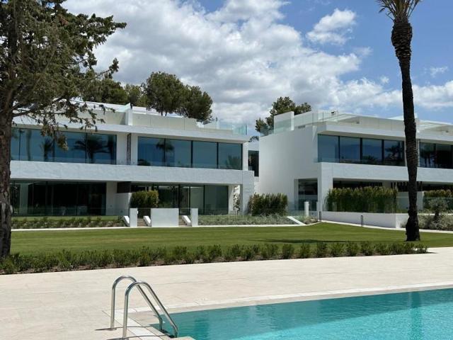 Adosada en venta en Marbella, La Dama de Noche-La Alzambra photo 0