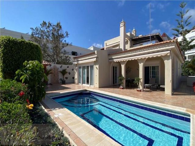 Chalet en venta en Adeje, La Caleta photo 0