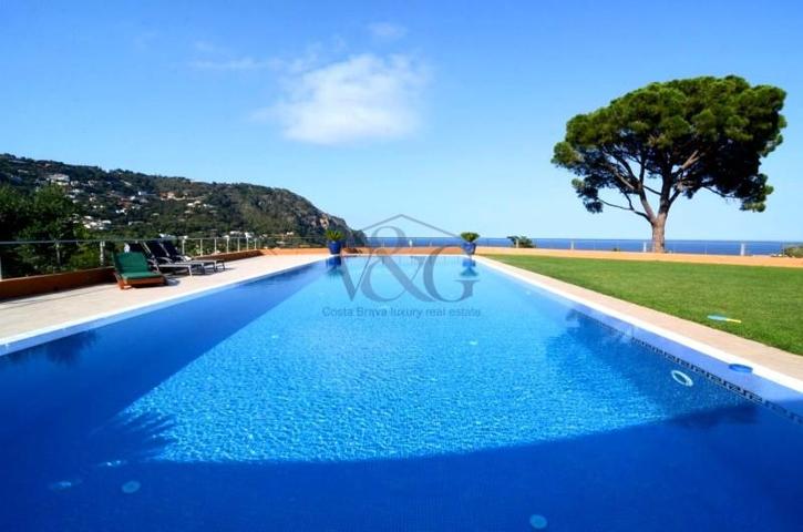 Chalet en venta en Begur, Ses falugues, 17255 photo 0