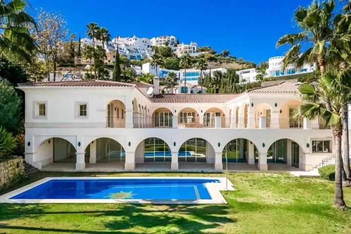 Chalet en venta en Benahavís, ARQUEROS photo 0