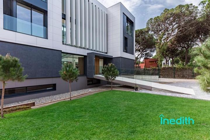 Chalet en venta en Gavà, Gavà mar photo 0