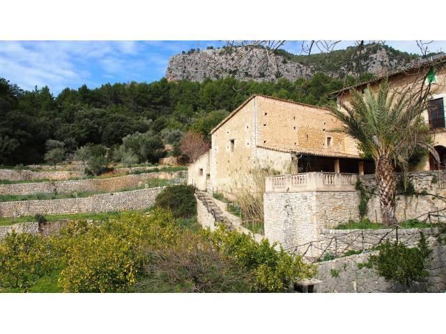 Casa en venta en Alaró, Alaró photo 0