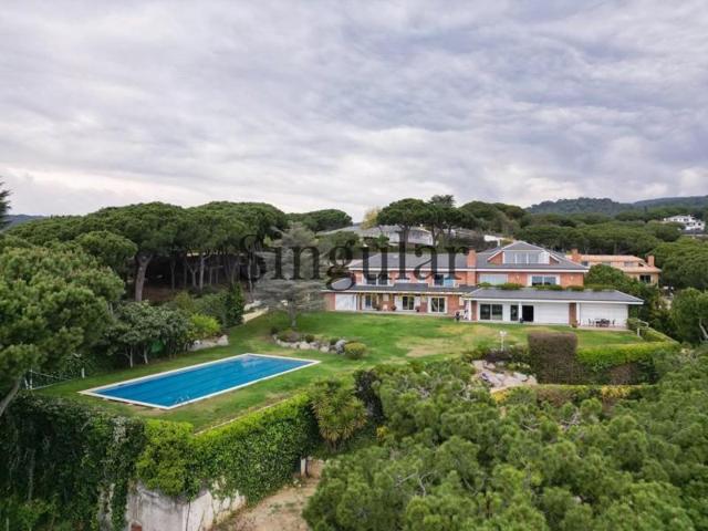Chalet en venta en Sant Andreu de Llavaneres, Rocaferrera photo 0