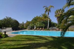 Chalet en venta en San Bartolomé de Tirajana, Monte León photo 0