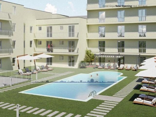 Edificio en venta en Lloret de Mar photo 0