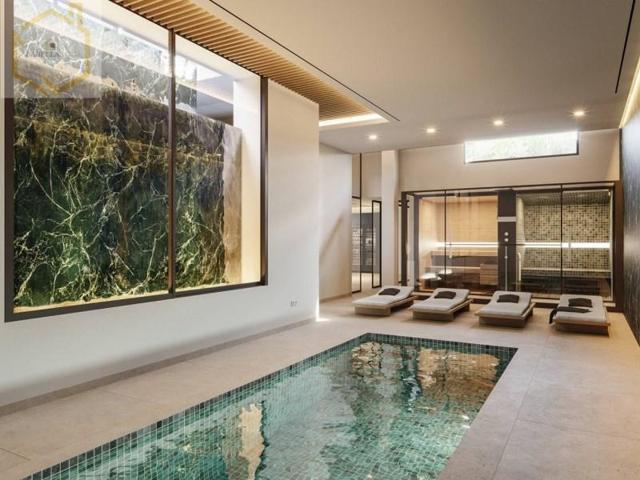 Chalet en venta en Marbella, Puerto Banús photo 0