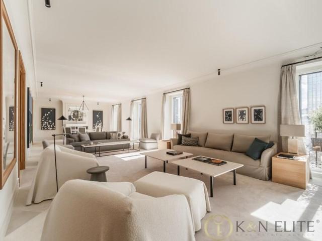 Piso en venta en Madrid, Recoletos photo 0