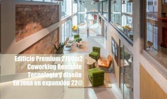 Edificio en venta en Barcelona, Provençals del Poblenou photo 0