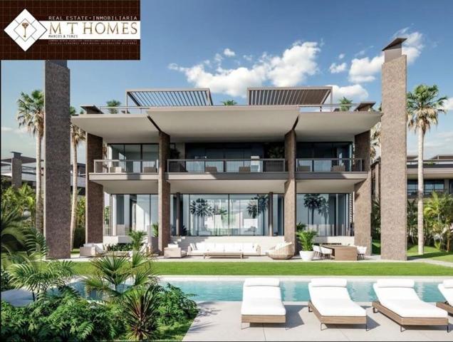 Chalet en venta en Marbella, Puerto Banus photo 0