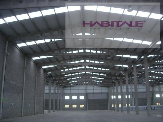 Nave industrial en venta en Oviedo photo 0