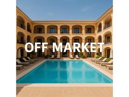 Edificio en venta en Llucmajor photo 0