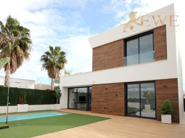 Chalet en venta en El Campello photo 0