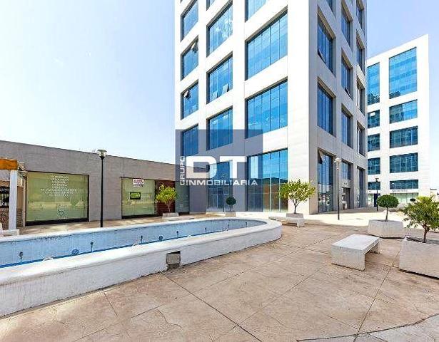 Oficina en venta en Sevilla, Calle Arquitectura, 3, 41015 photo 0