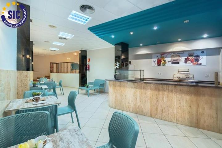 Local comercial en venta en Villarreal, Av la mura photo 0