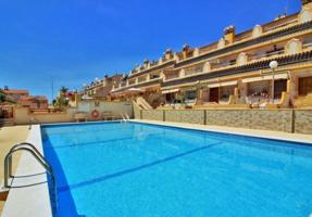 Adosada en venta en Orihuela Costa, Los Almendros-La Florida photo 0