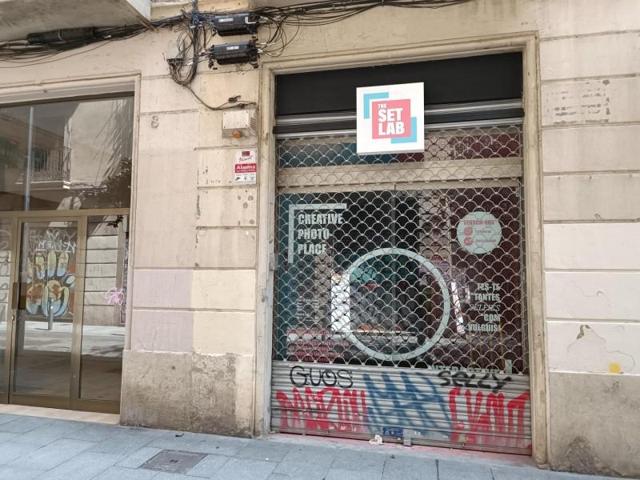 Local comercial en alquiler en Barcelona, Born photo 0