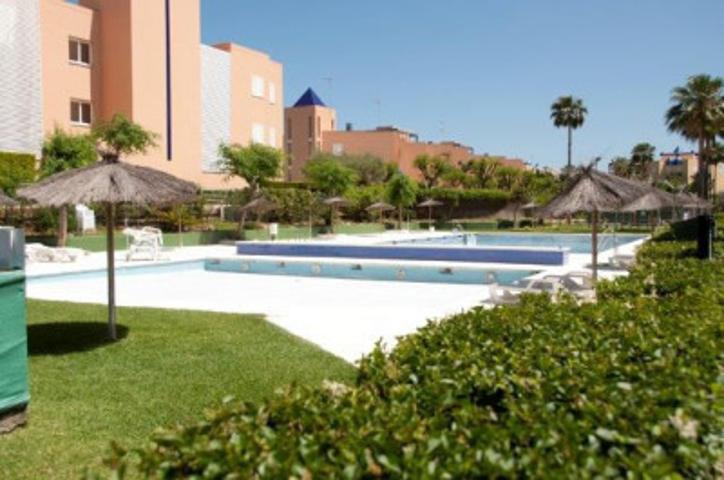 Apartamento en alquiler en Lepe, Islantilla - Playa photo 0