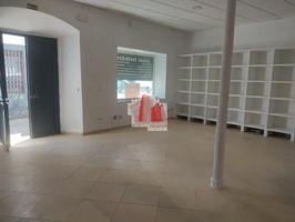 Local comercial en alquiler en Fregenal de la Sierra, Centro Urbano photo 0