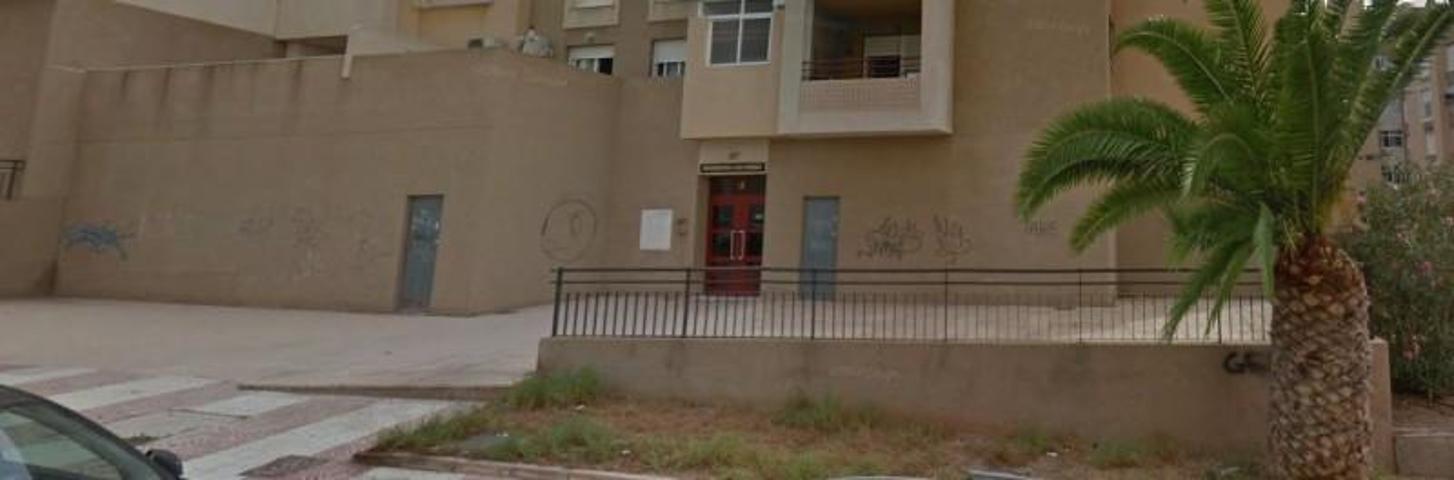 Local comercial en alquiler en Roquetas de Mar, Avd. Carlos III photo 0