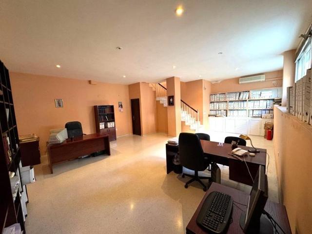 Local comercial en alquiler en Alcalá del Río, Avenida Andalucía photo 0