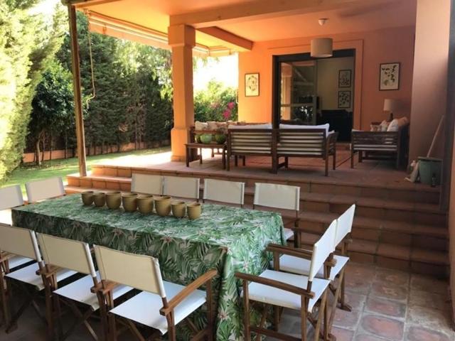 Adosada en alquiler en El Puerto de Santa María, VISTAHERMOSA photo 0