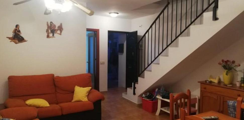 Adosada en alquiler en Chiclana de la Frontera, 1ª pista de La Barrosa photo 0