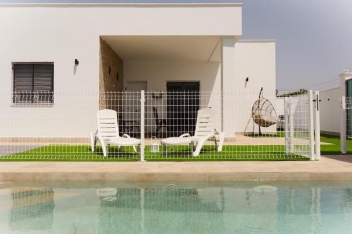 Chalet en alquiler en Chiclana de la Frontera, La Espartosa photo 0