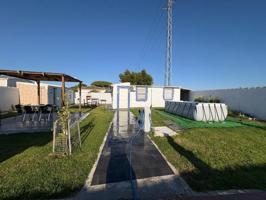 Casa en alquiler en Chiclana de la Frontera, 3ª pista de La Barrosa photo 0