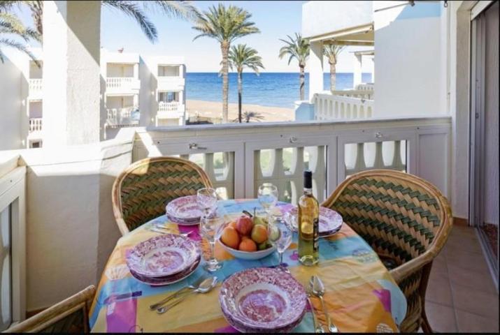 Apartamento en alquiler en Denia, Km 3 photo 0